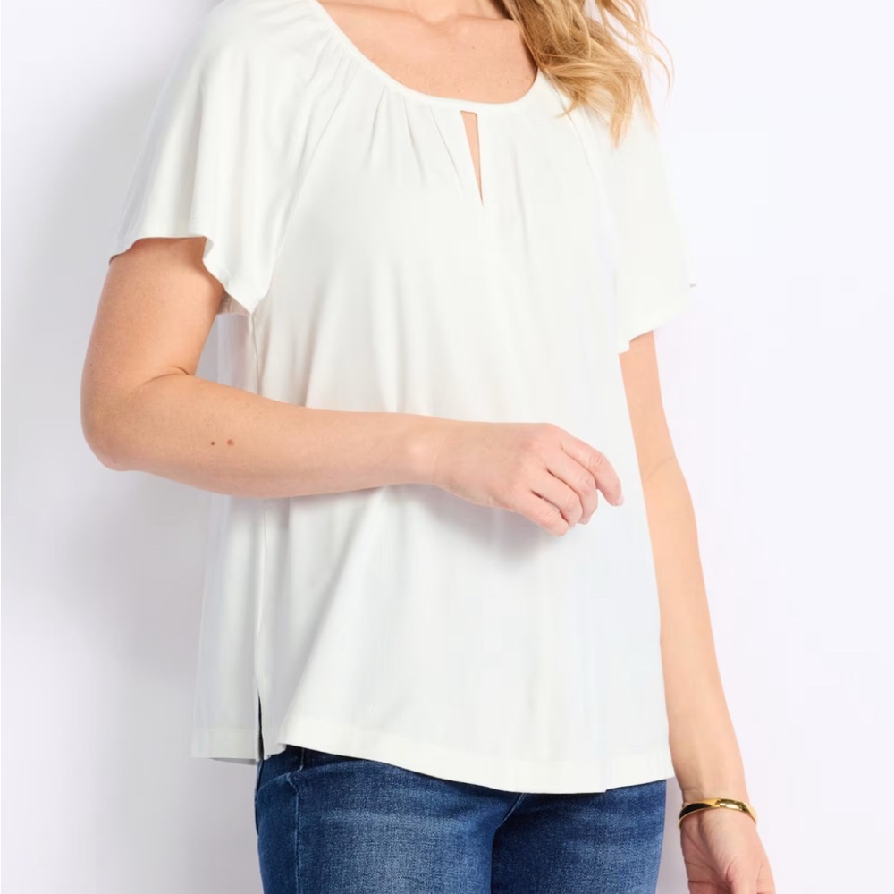 Mavi Cream Short Sleeve Scoop-Neck Tee. NWT
